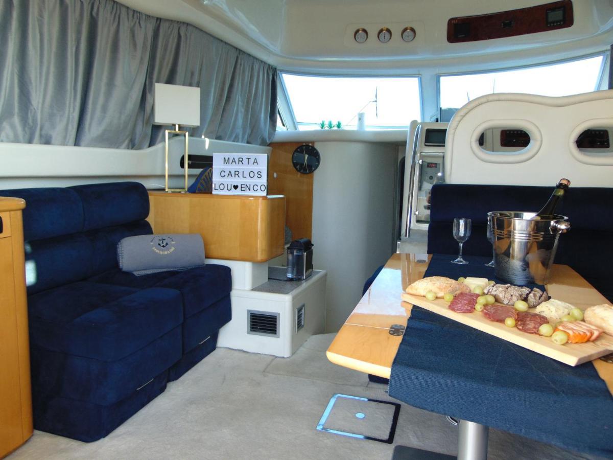 Payva & Branco Boats Iate Privado Em Cascais Hotel Exterior foto